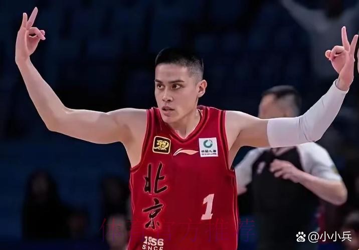 陈盈骏全场出战31分钟，9中6得到17分4板4助攻1抢断