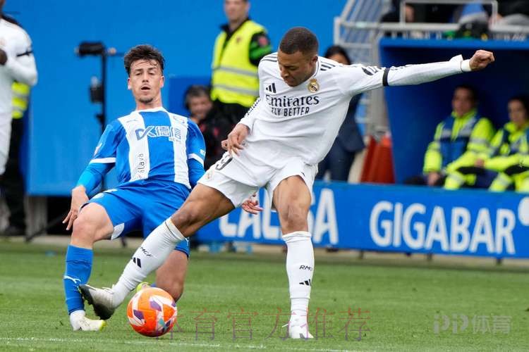 主裁改判音频:姆巴佩动作力度太猛 应该给红牌 主裁改判音频:姆巴佩动作力度太猛 应该给红牌